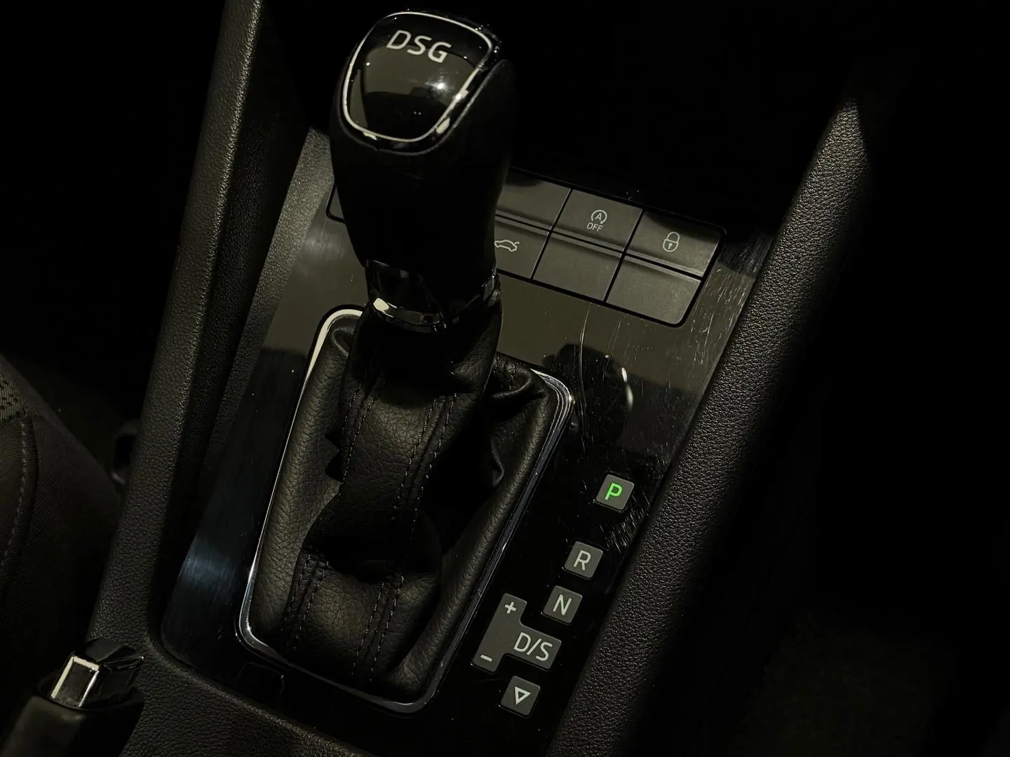 2020 SKODA Octavia Gallery Image 21