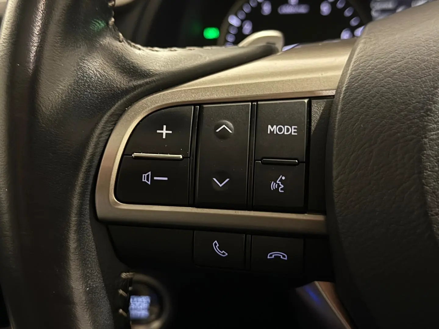 2022 Lexus RX Gallery Image 25