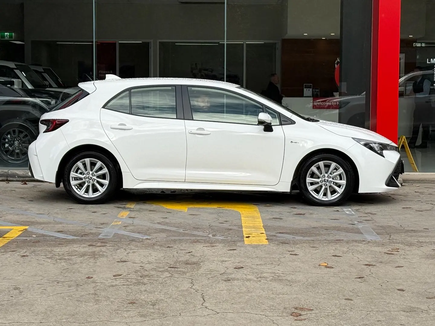 2024 Toyota Corolla Gallery Image 3