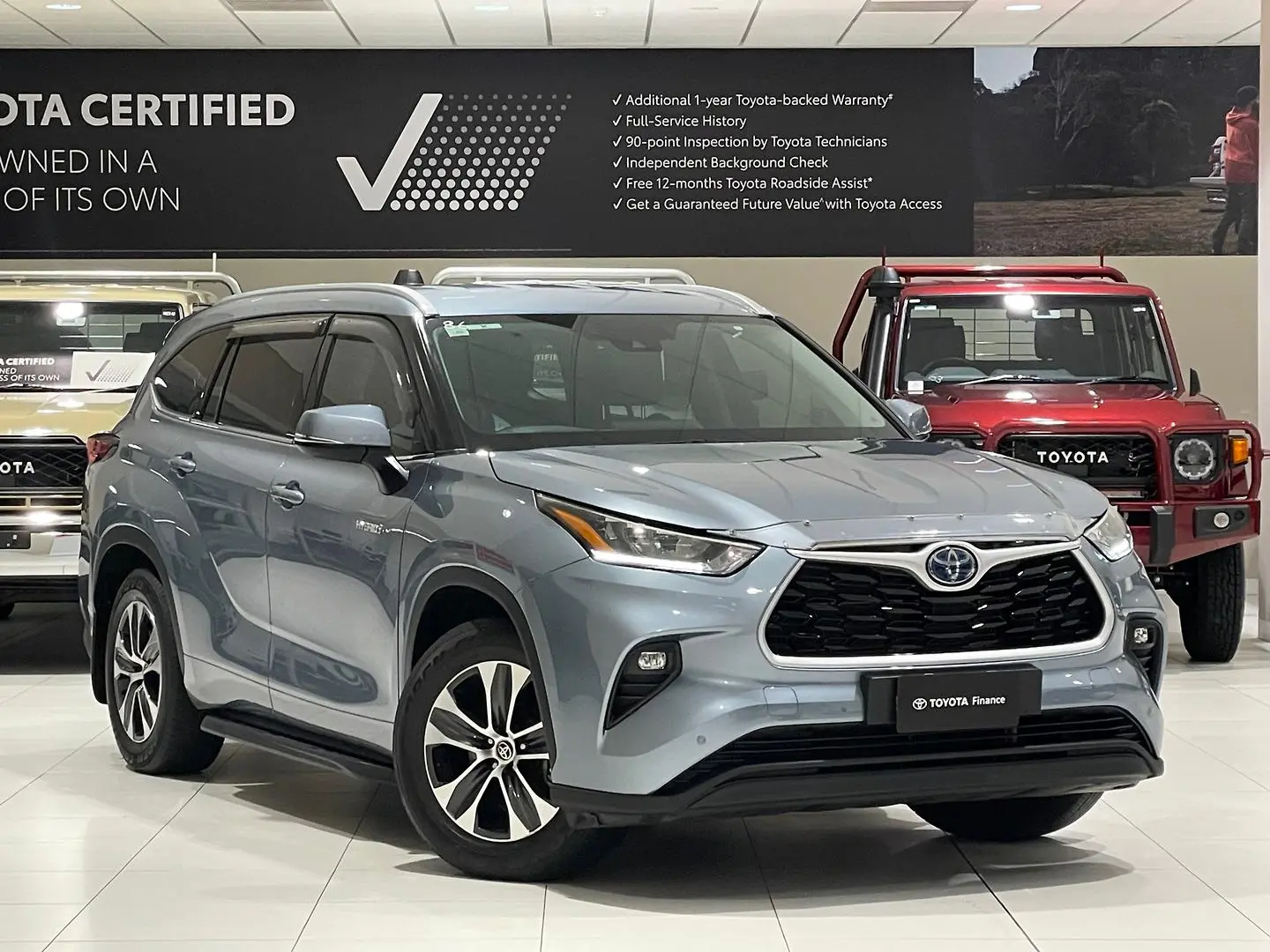 2021 Toyota Kluger Gallery Image 1