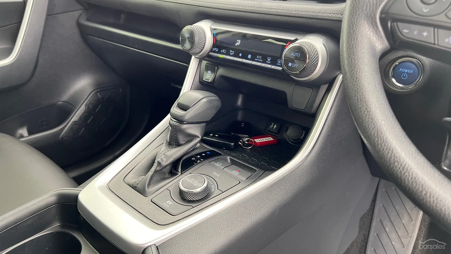2019 Toyota RAV4 Image 22
