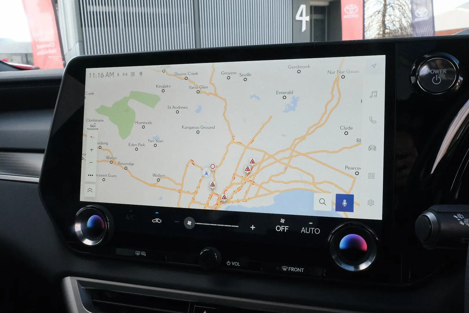 2024 Lexus RX Gallery Image 9