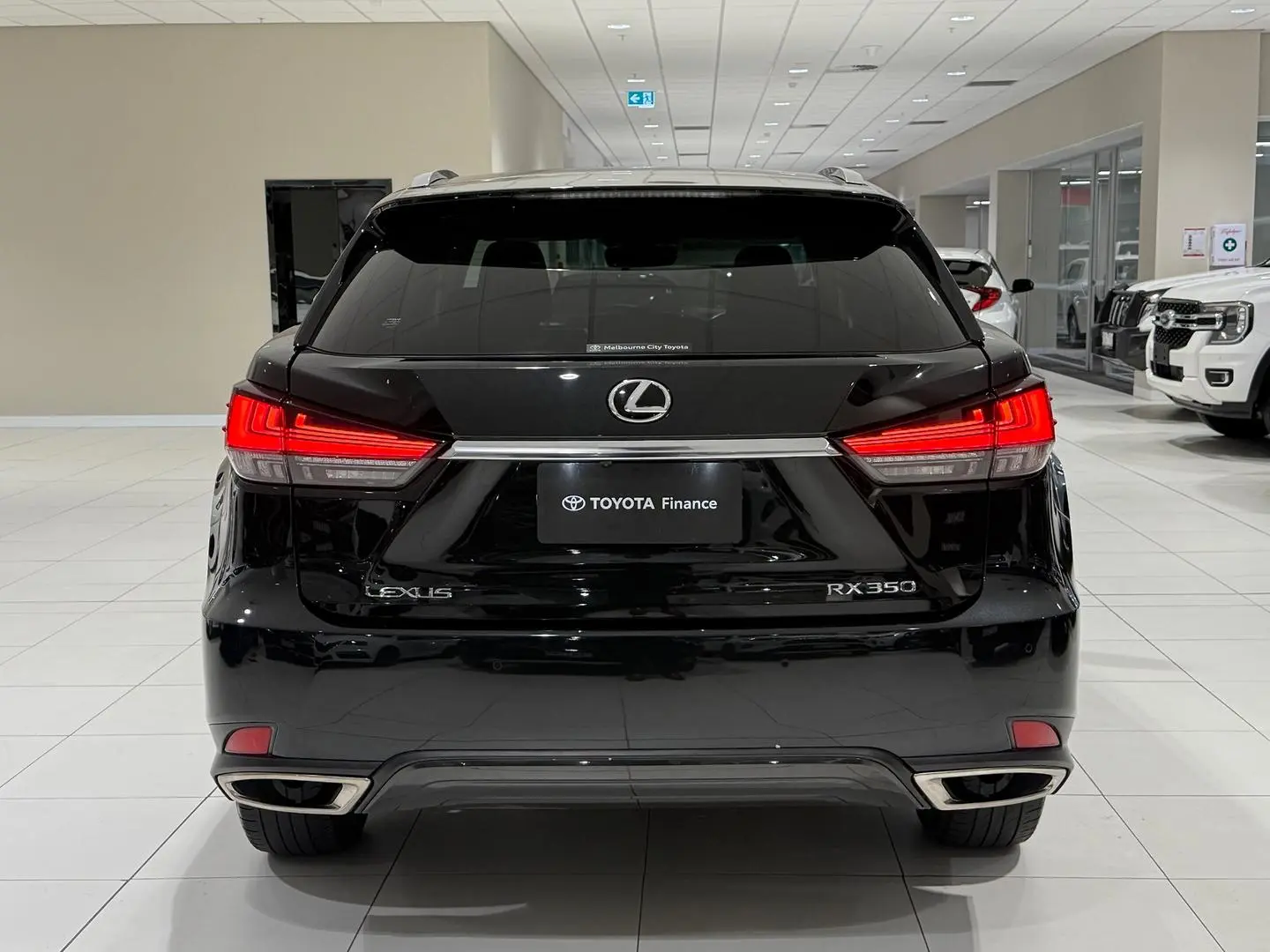 2022 Lexus RX Gallery Image 9
