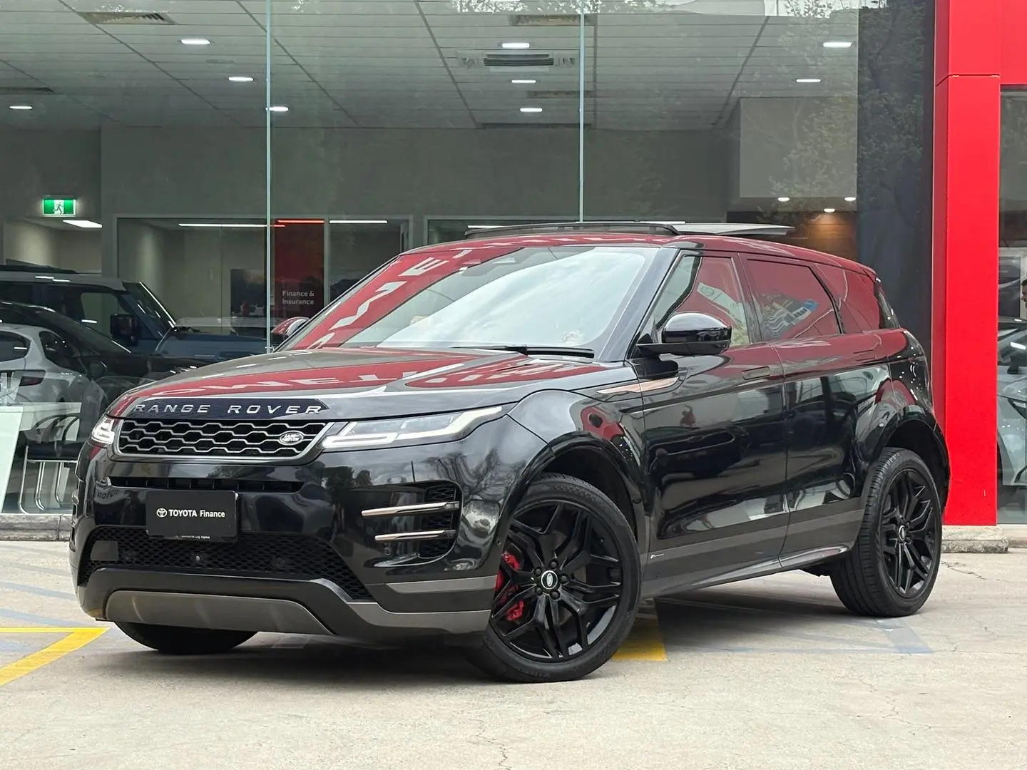 2021 Land Rover Range Rover Evoque Gallery Image 5