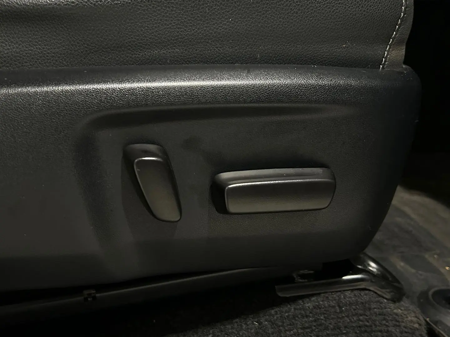 2021 Toyota Hilux Gallery Image 20