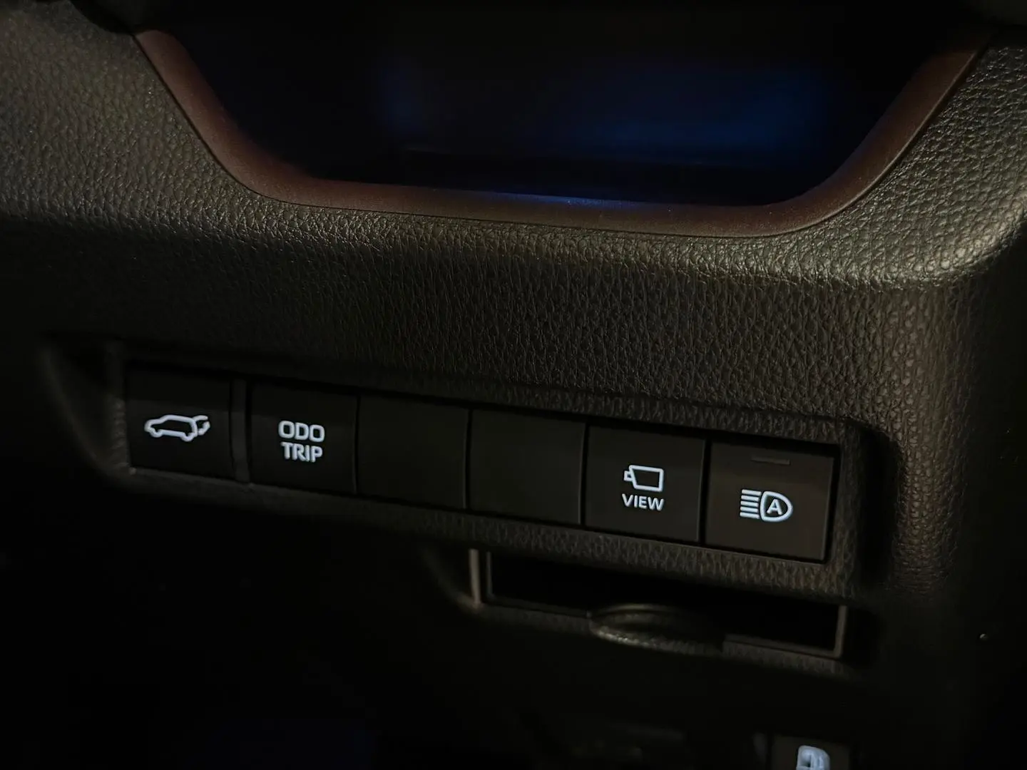 2024 Toyota RAV4 Gallery Image 24