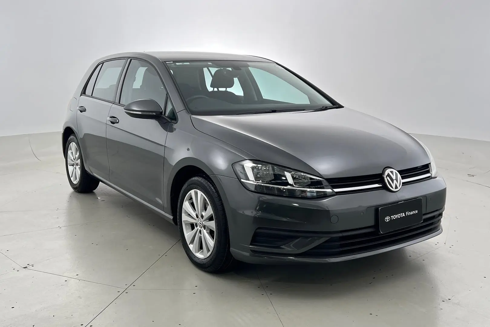 2017 Volkswagen Golf Gallery Image 1