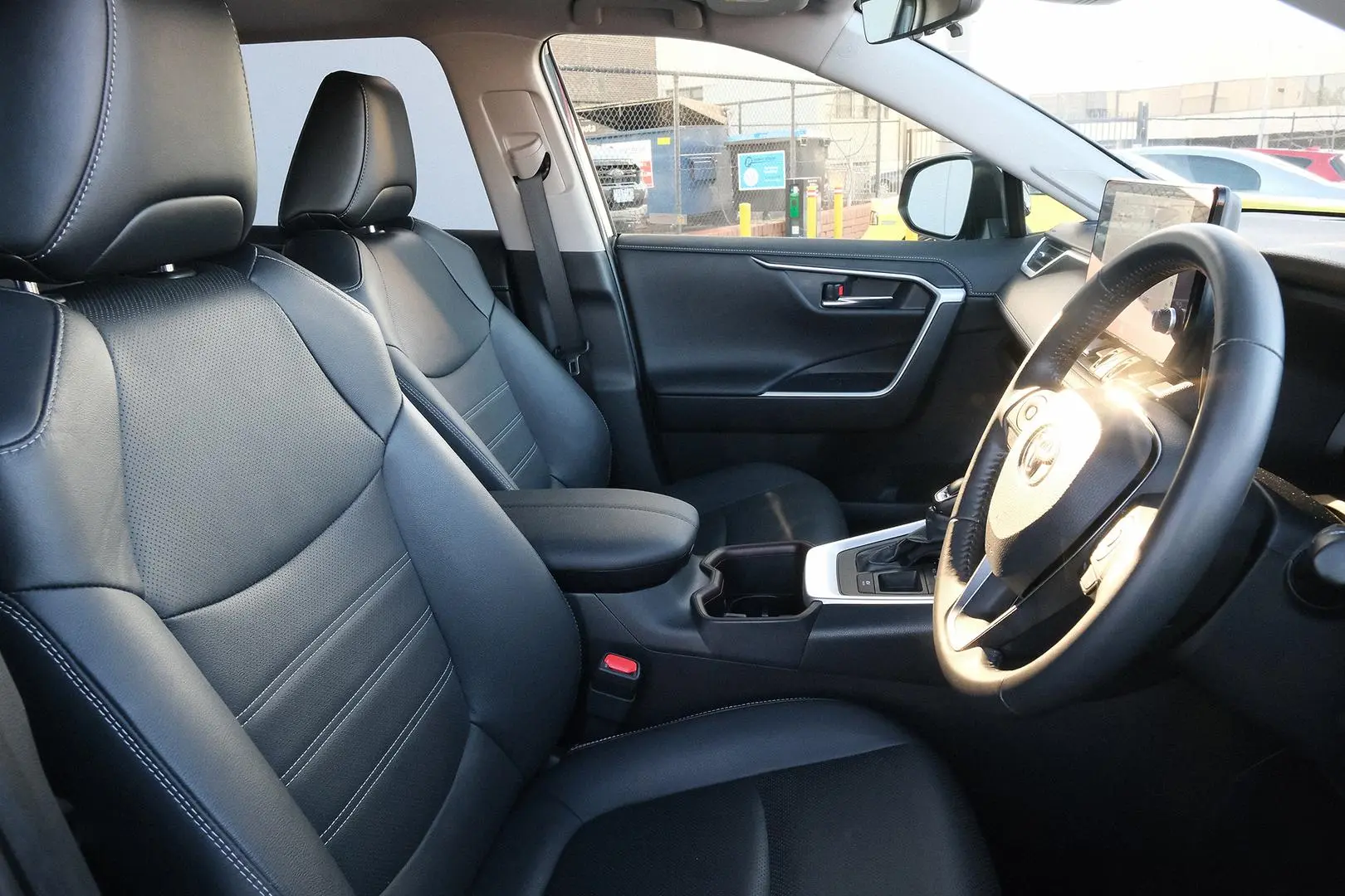 2023 Toyota RAV4 Gallery Image 14