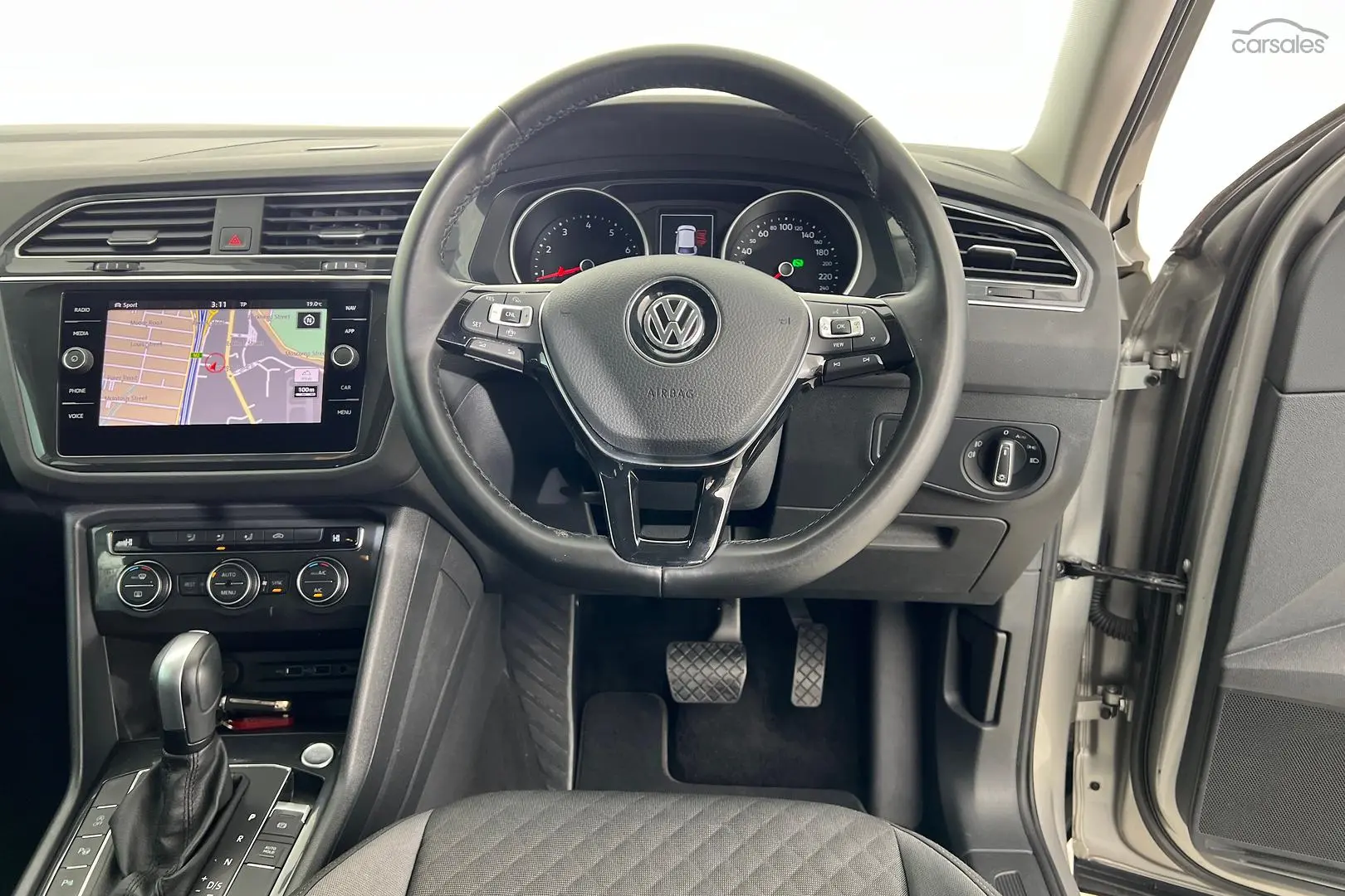 2020 Volkswagen Tiguan Image 17