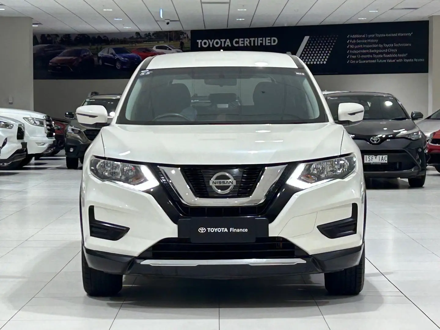 2020 Nissan X-TRAIL Gallery Image 4