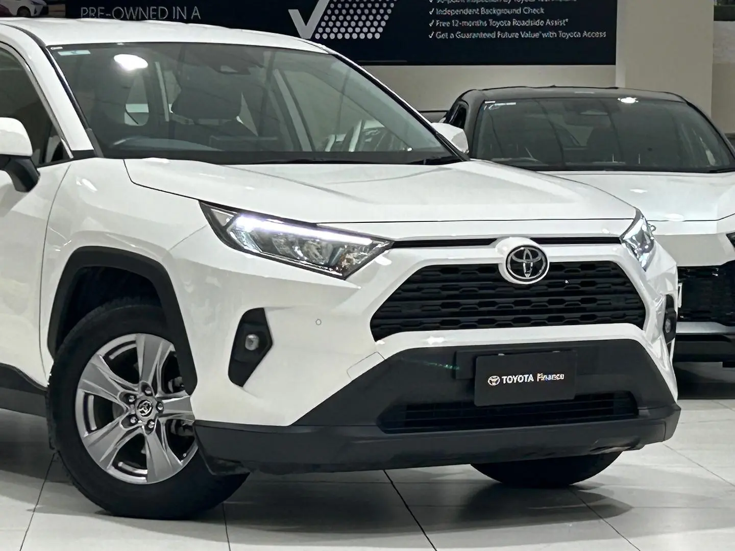 2022 Toyota RAV4 Gallery Image 3