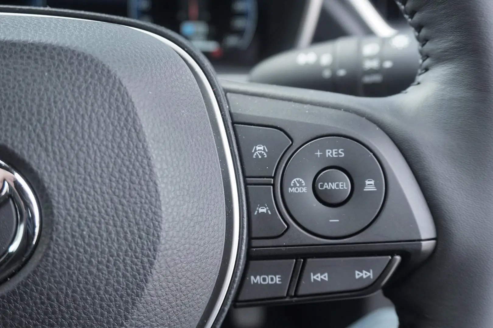 2024 Toyota Corolla Cross Gallery Image 10