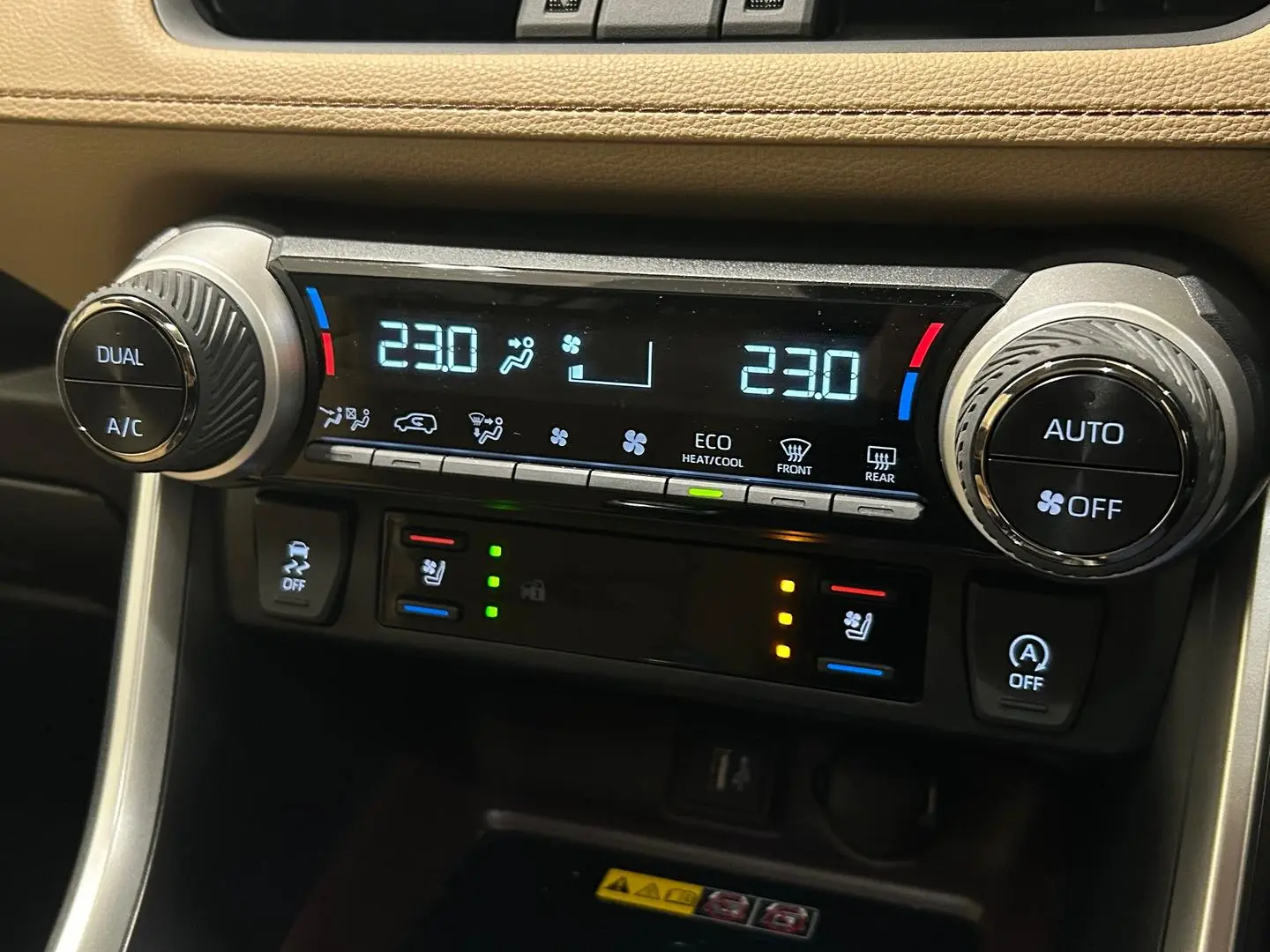 2024 Toyota RAV4 Gallery Image 17