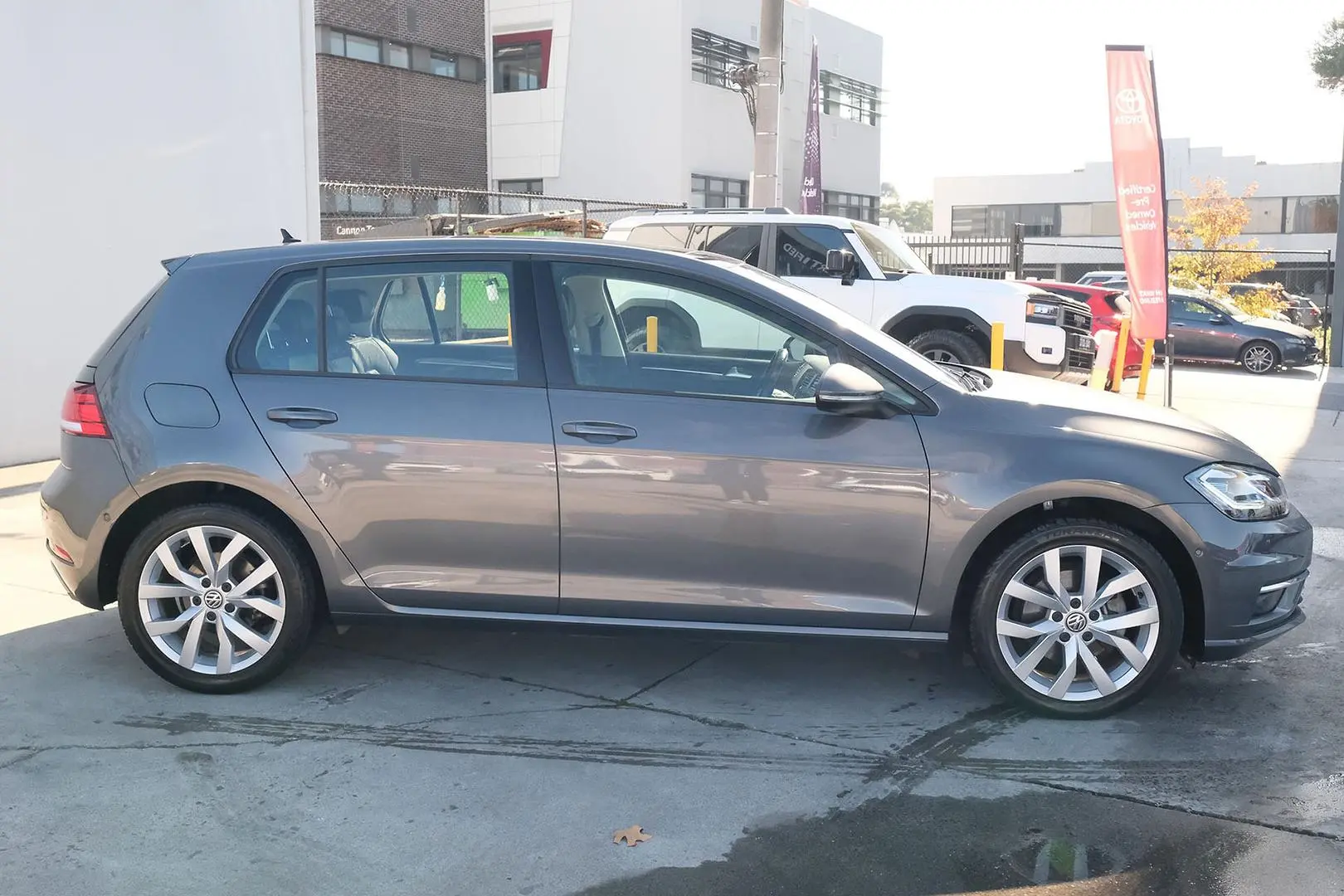 2019 Volkswagen Golf Gallery Image 5
