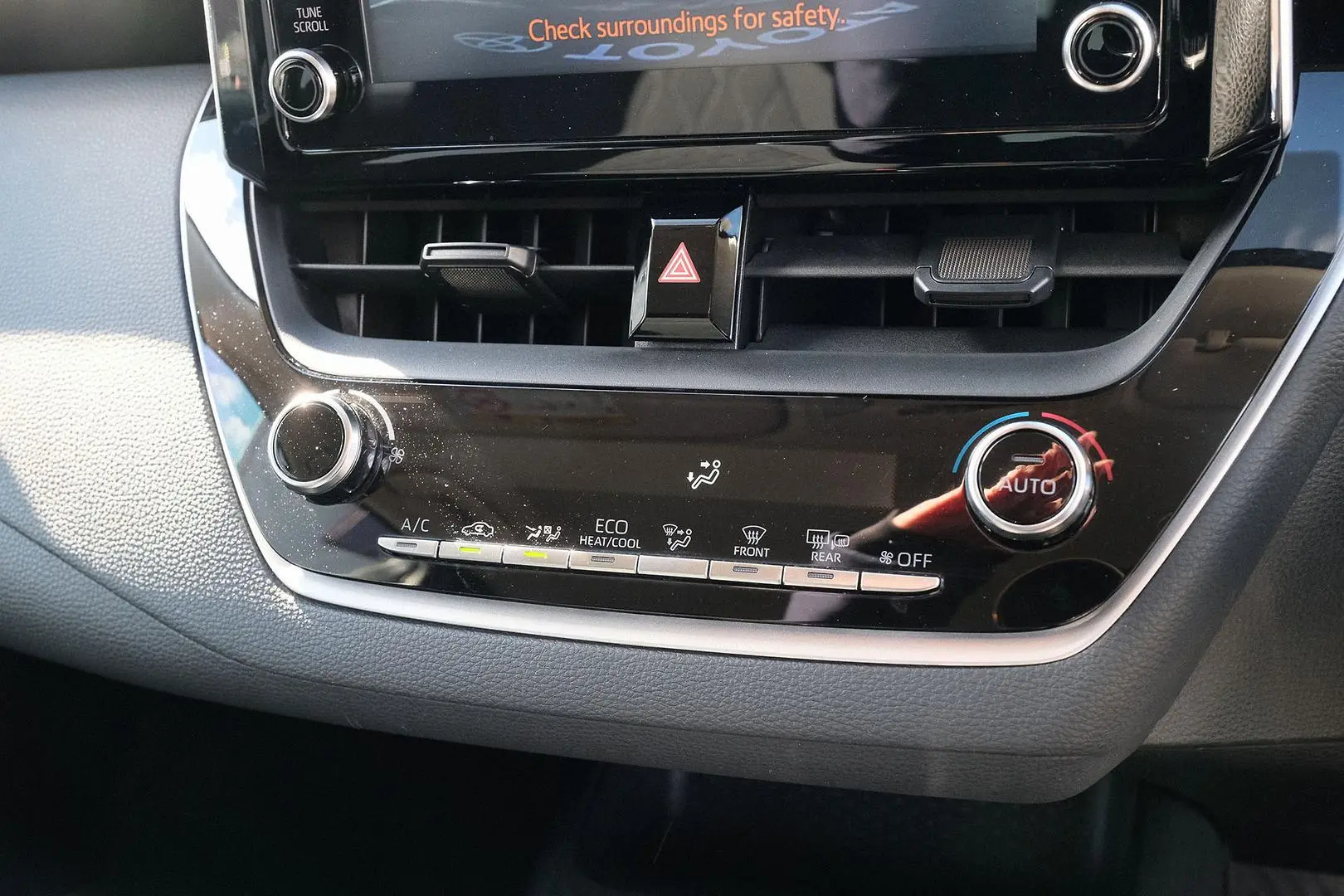 2021 Toyota Corolla Gallery Image 20