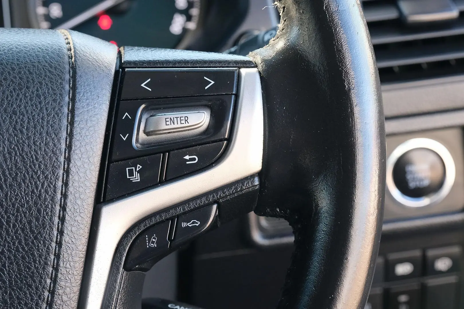 2019 Toyota Landcruiser Prado Gallery Image 15