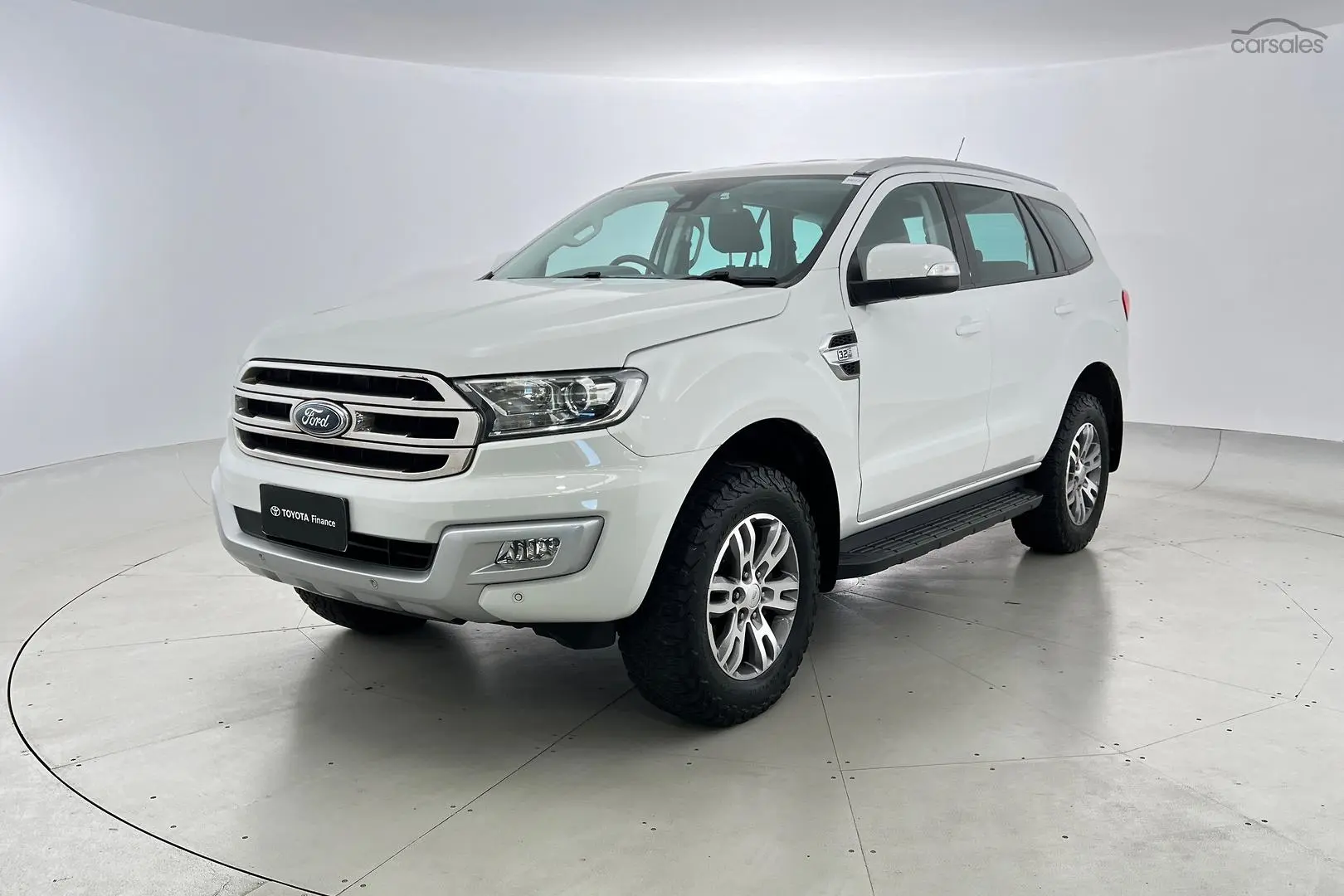 2016 Ford Everest Image 8