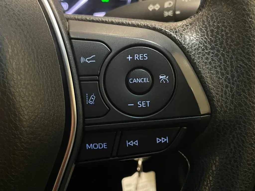 2018 Toyota Camry Gallery Image 21