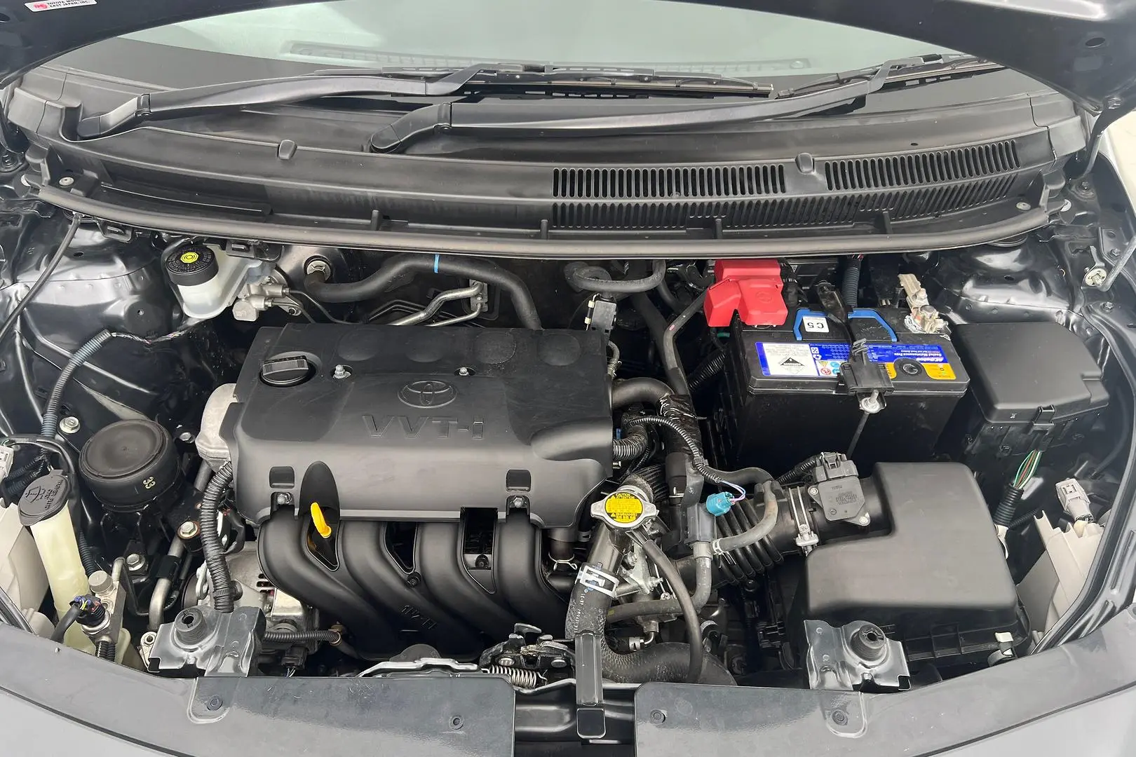 2013 Toyota Yaris Gallery Image 17