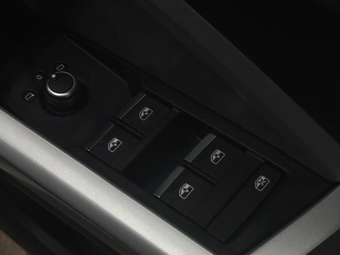 2020 Audi Q3 Gallery Image 25