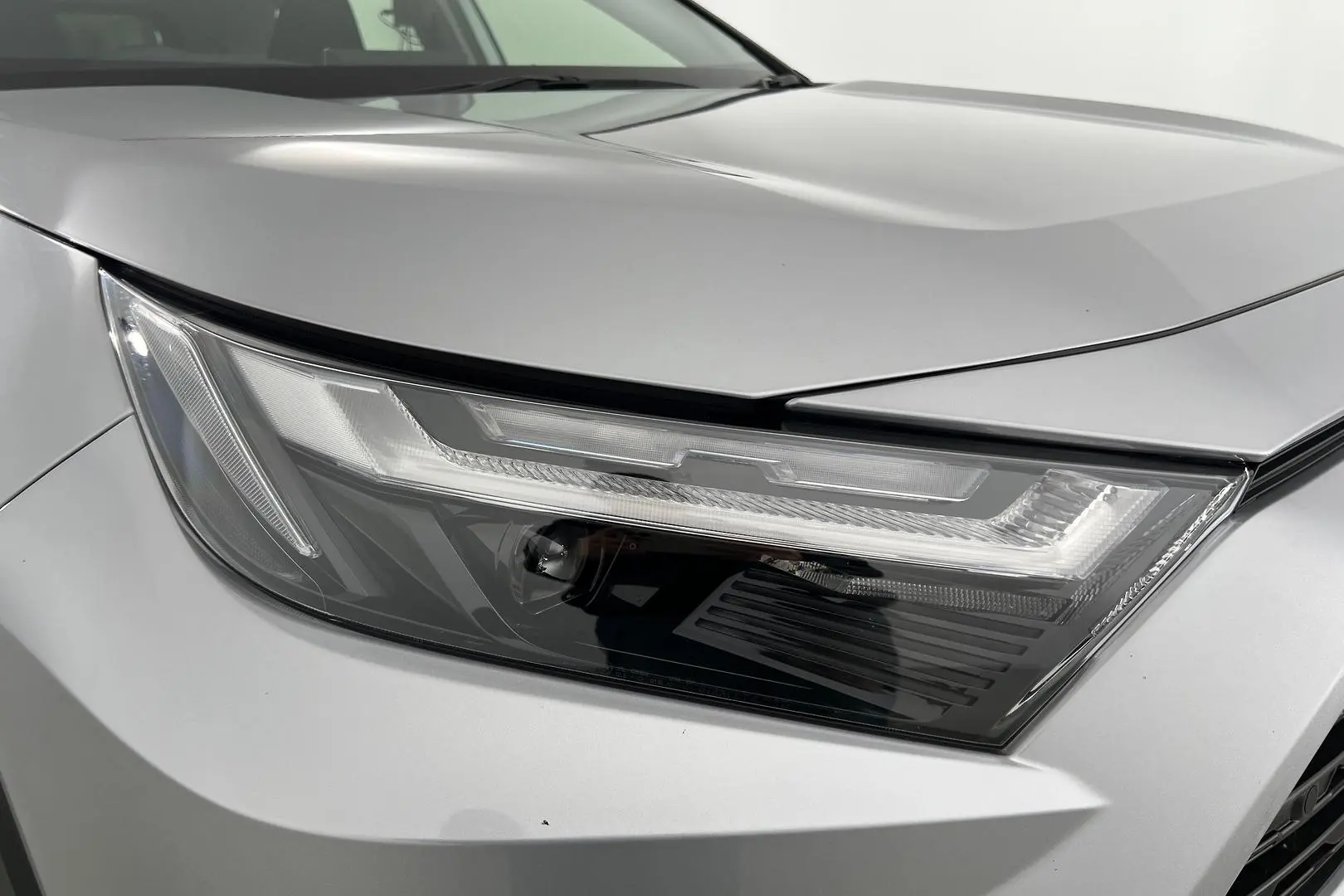 2024 Toyota RAV4 Gallery Image 15
