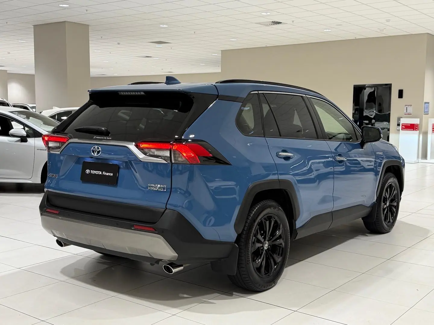 2024 Toyota RAV4 Gallery Image 10