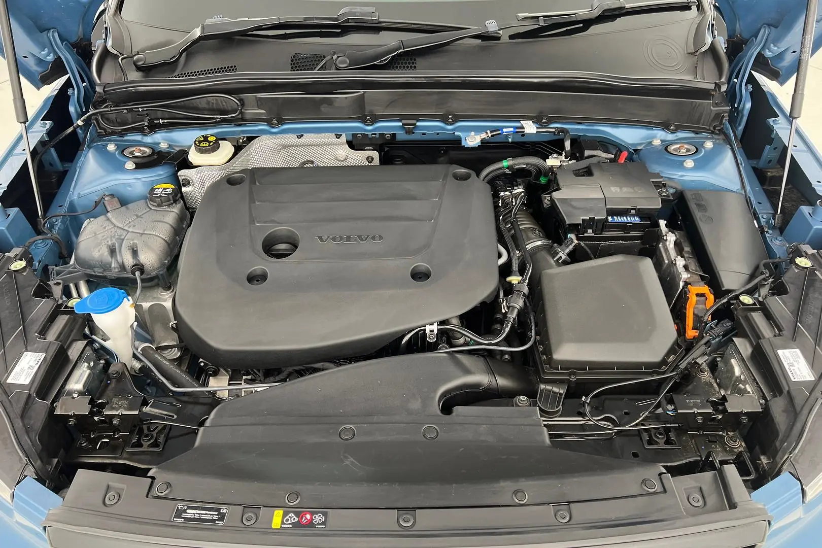 2022 Volvo XC40 Gallery Image 22