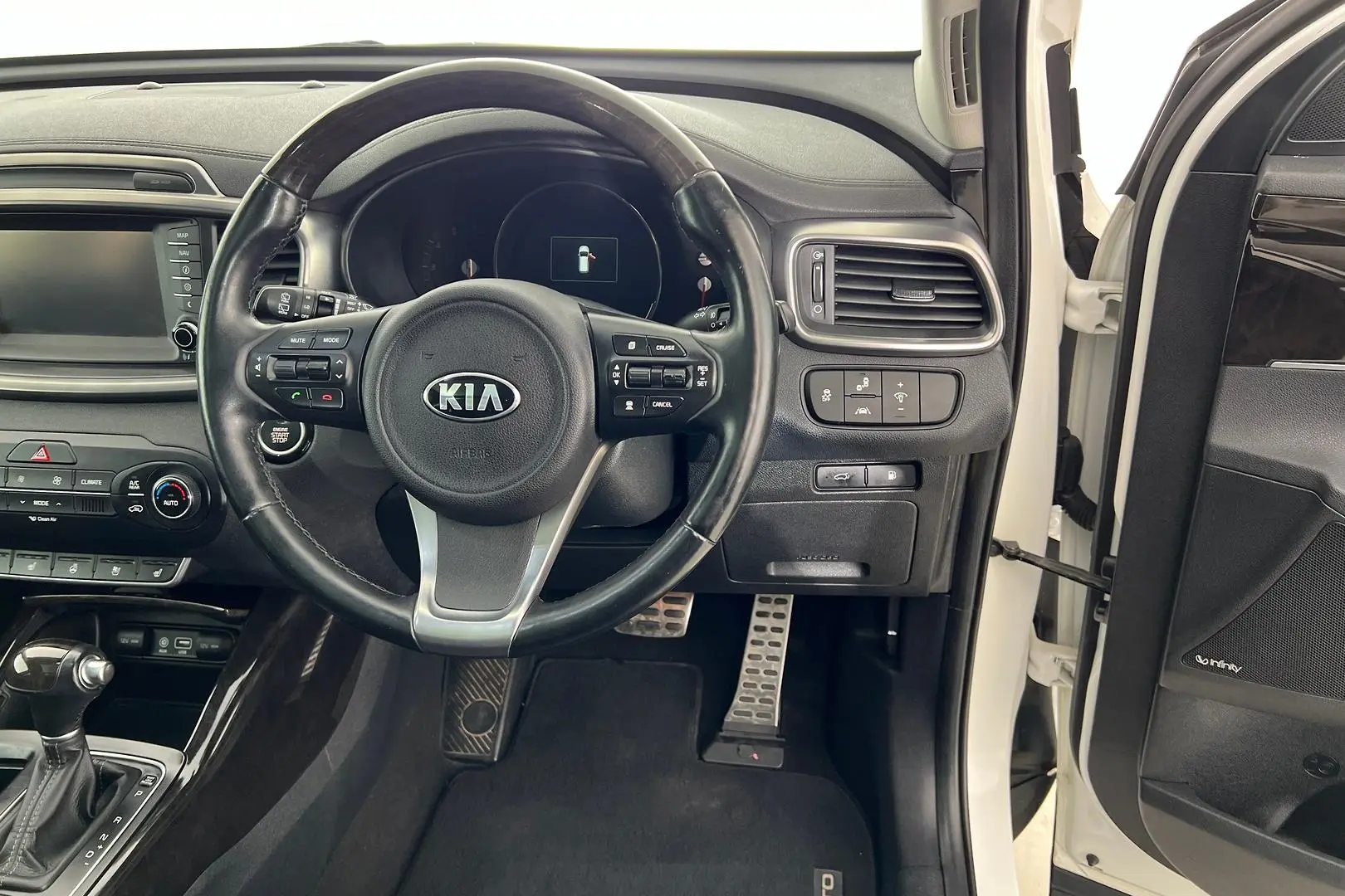 2016 Kia Sorento Image 19