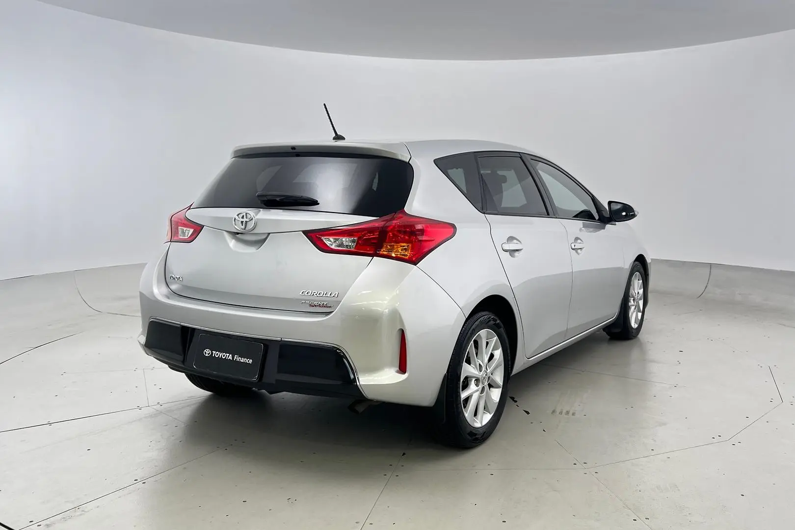 2014 Toyota Corolla Gallery Image 4