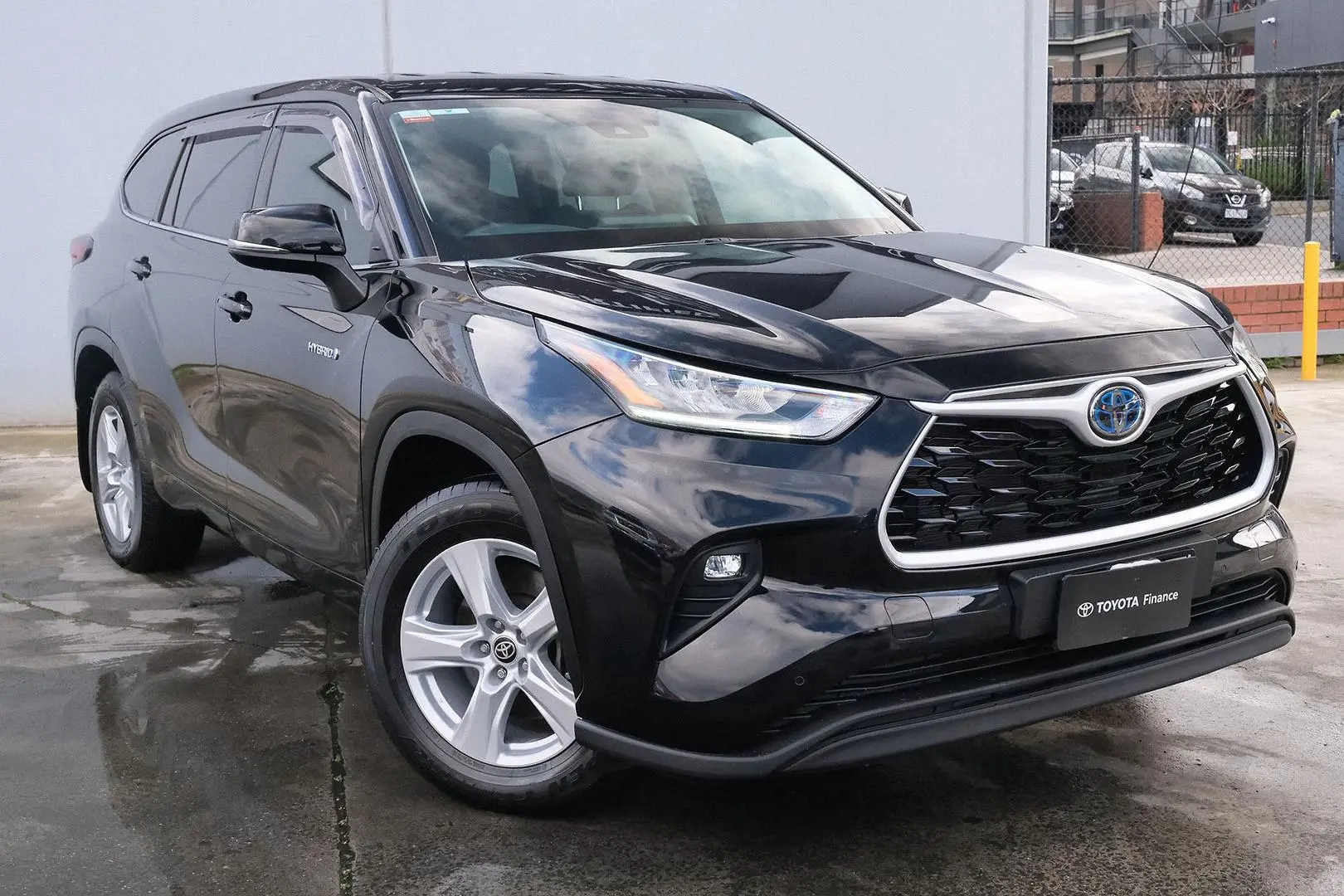 2021 Toyota Kluger Gallery Image 1