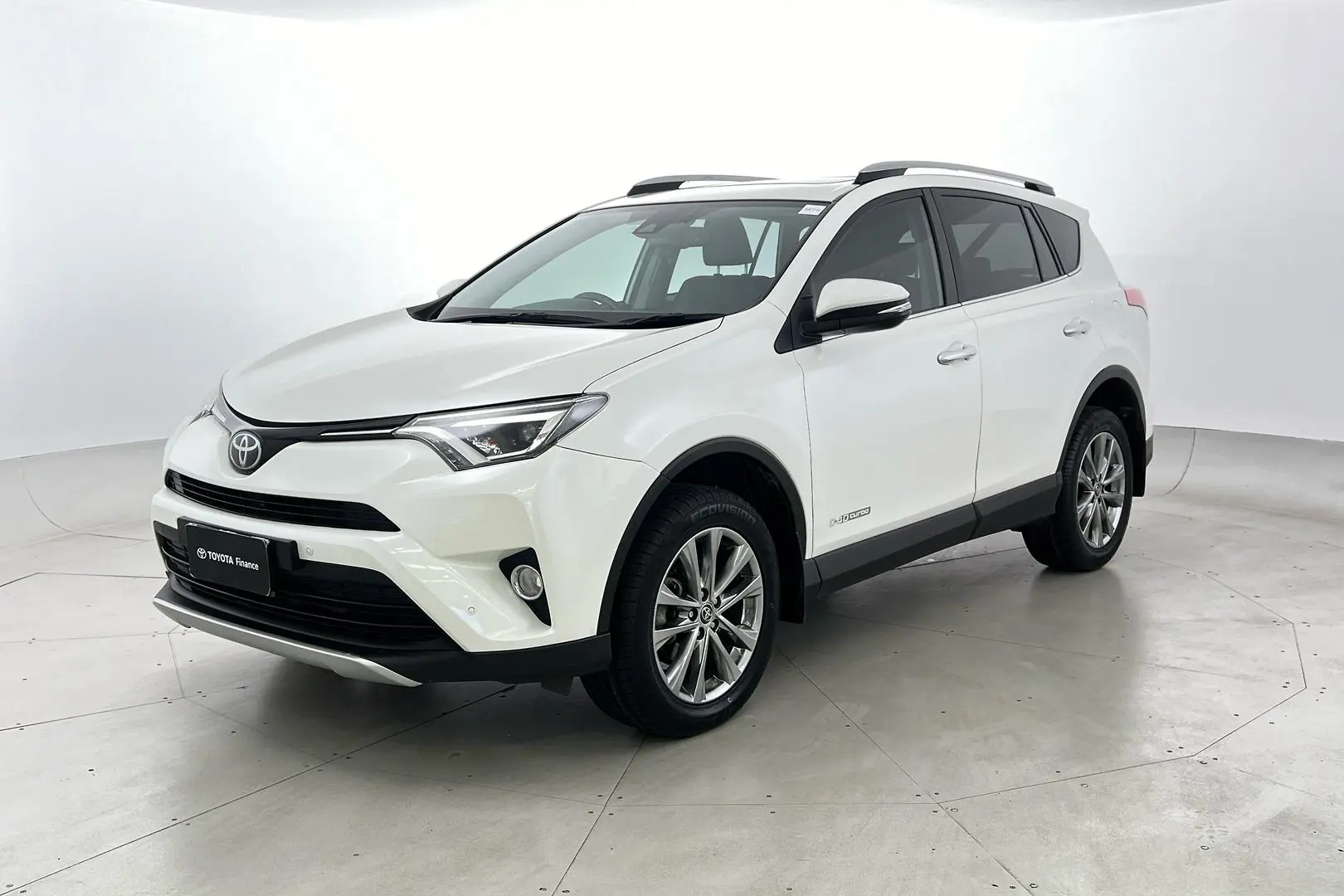 2017 Toyota Rav4 Gallery Image 8