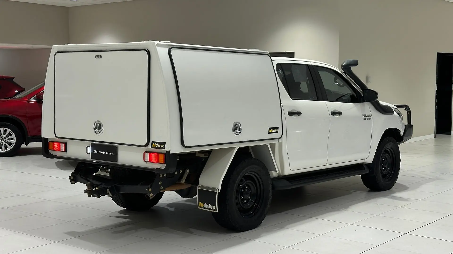 2021 Toyota Hilux Gallery Image 10