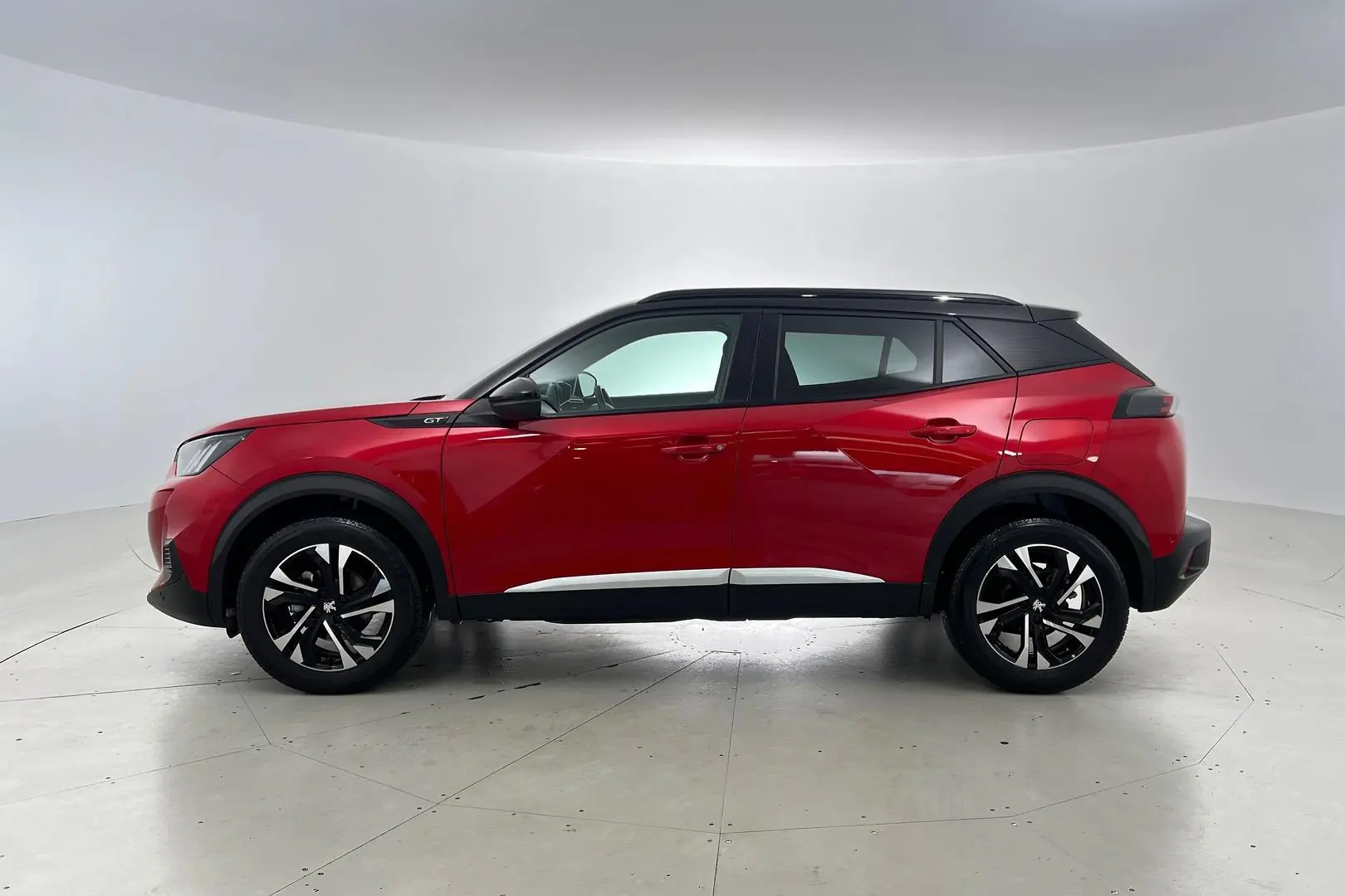 2023 Peugeot 2008 Gallery Image 8