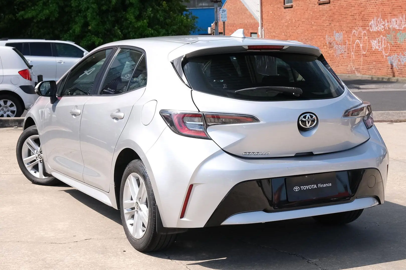 2021 Toyota Corolla Gallery Image 2