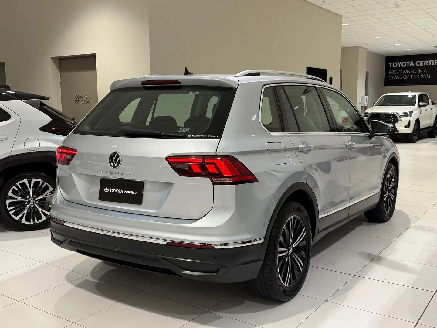 2023 Volkswagen Tiguan Gallery Image 10