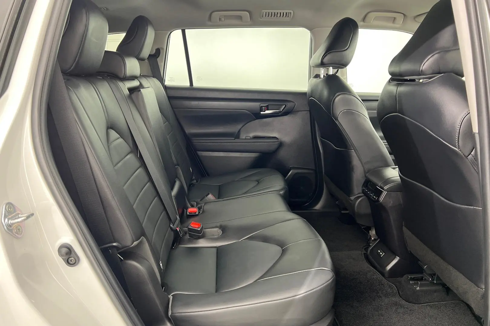 2022 Toyota Kluger Gallery Image 15