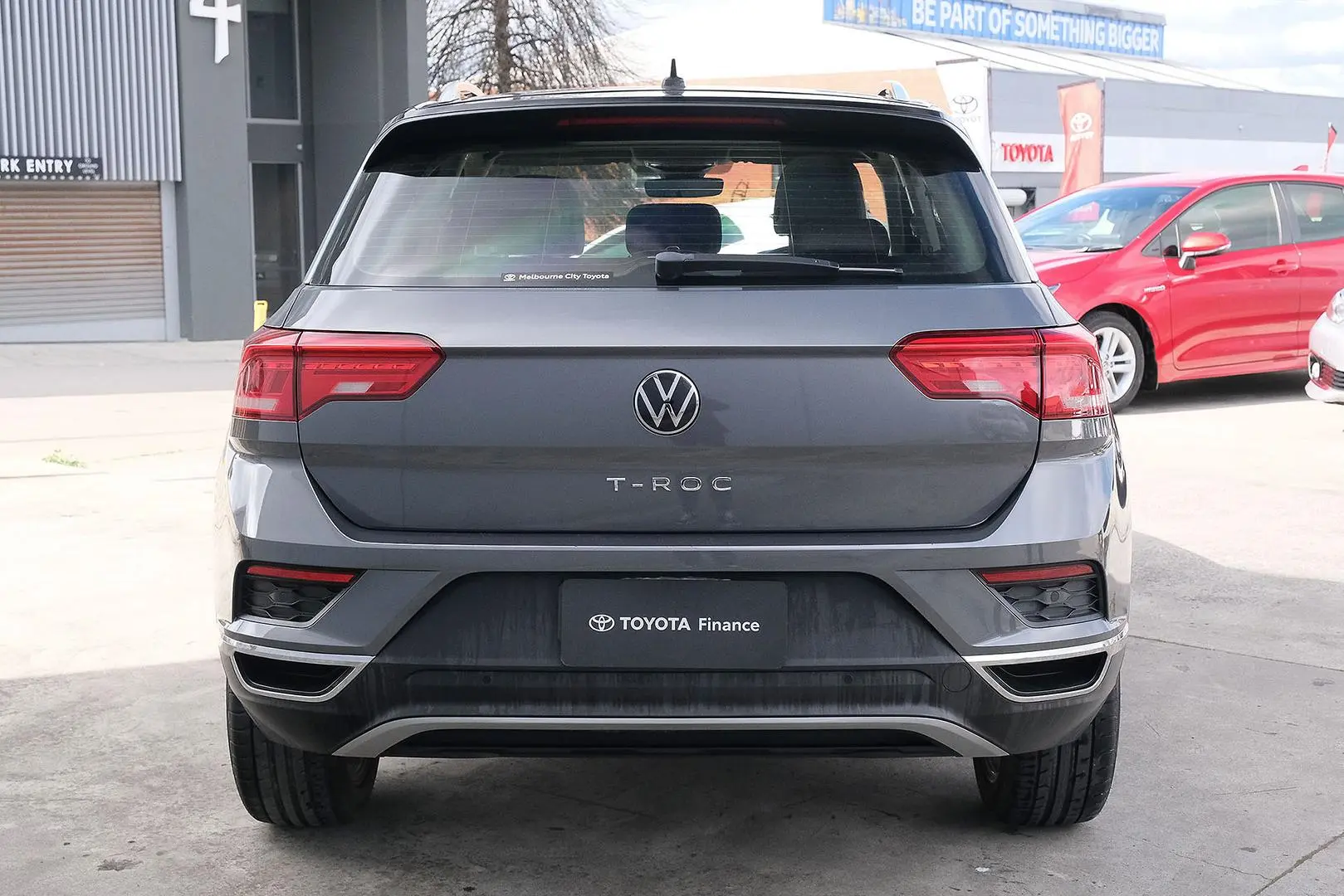 2021 Volkswagen T-Roc Gallery Image 4