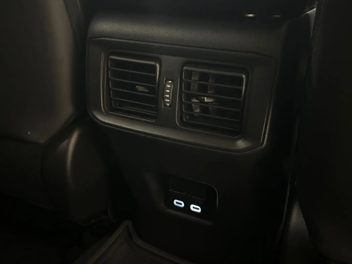 2024 Toyota RAV4 Gallery Image 15