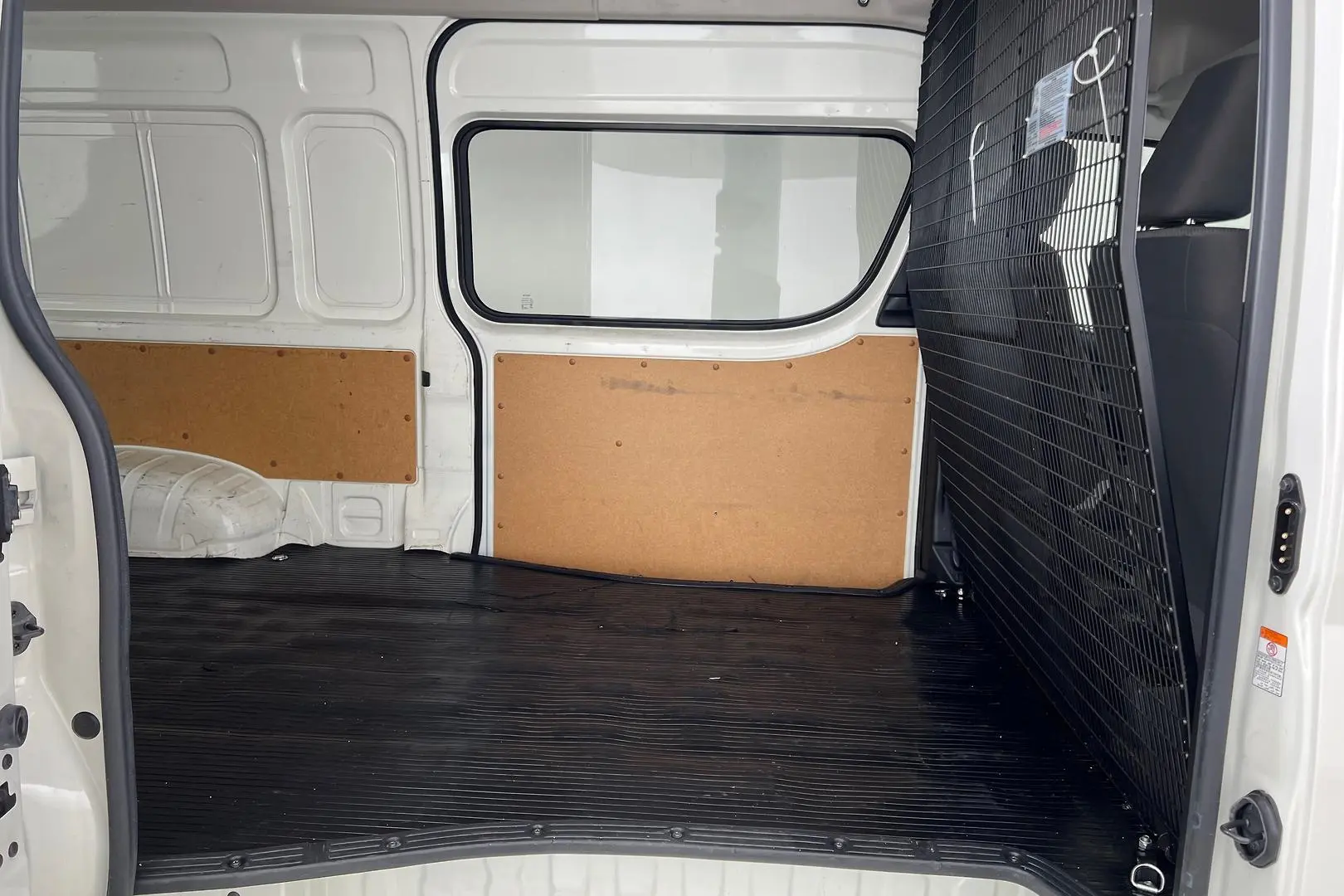2021 Toyota Hiace Gallery Image 19