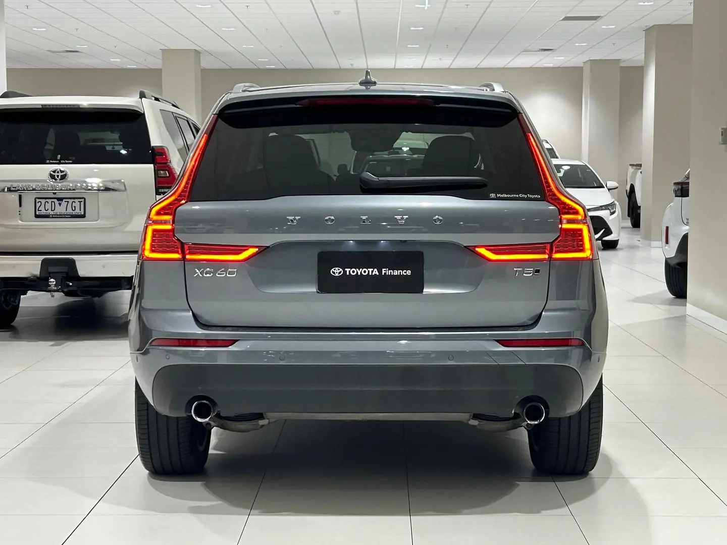 2020 Volvo XC60 Gallery Image 9