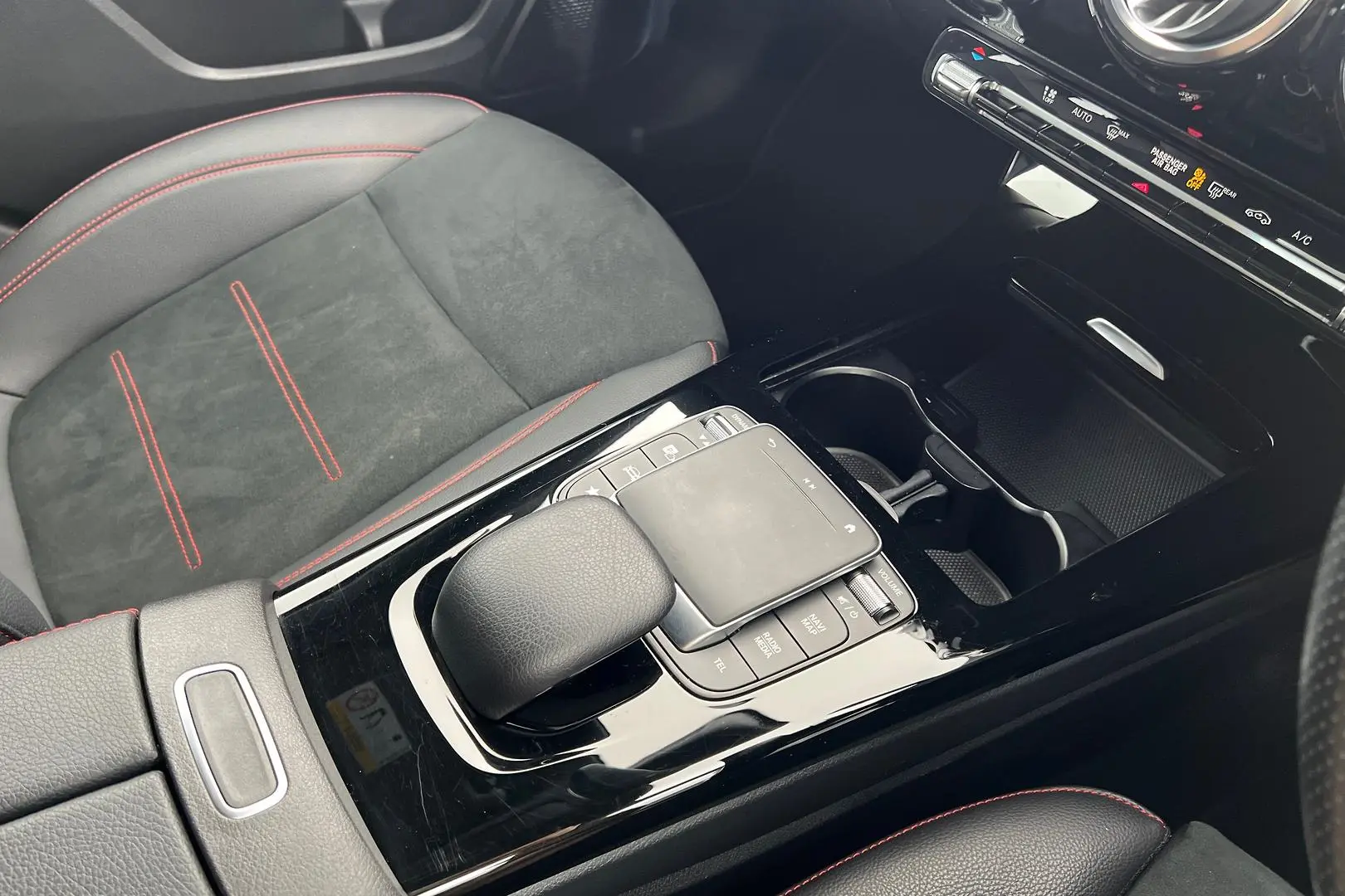 2022 Mercedes-Benz A-Class Gallery Image 19