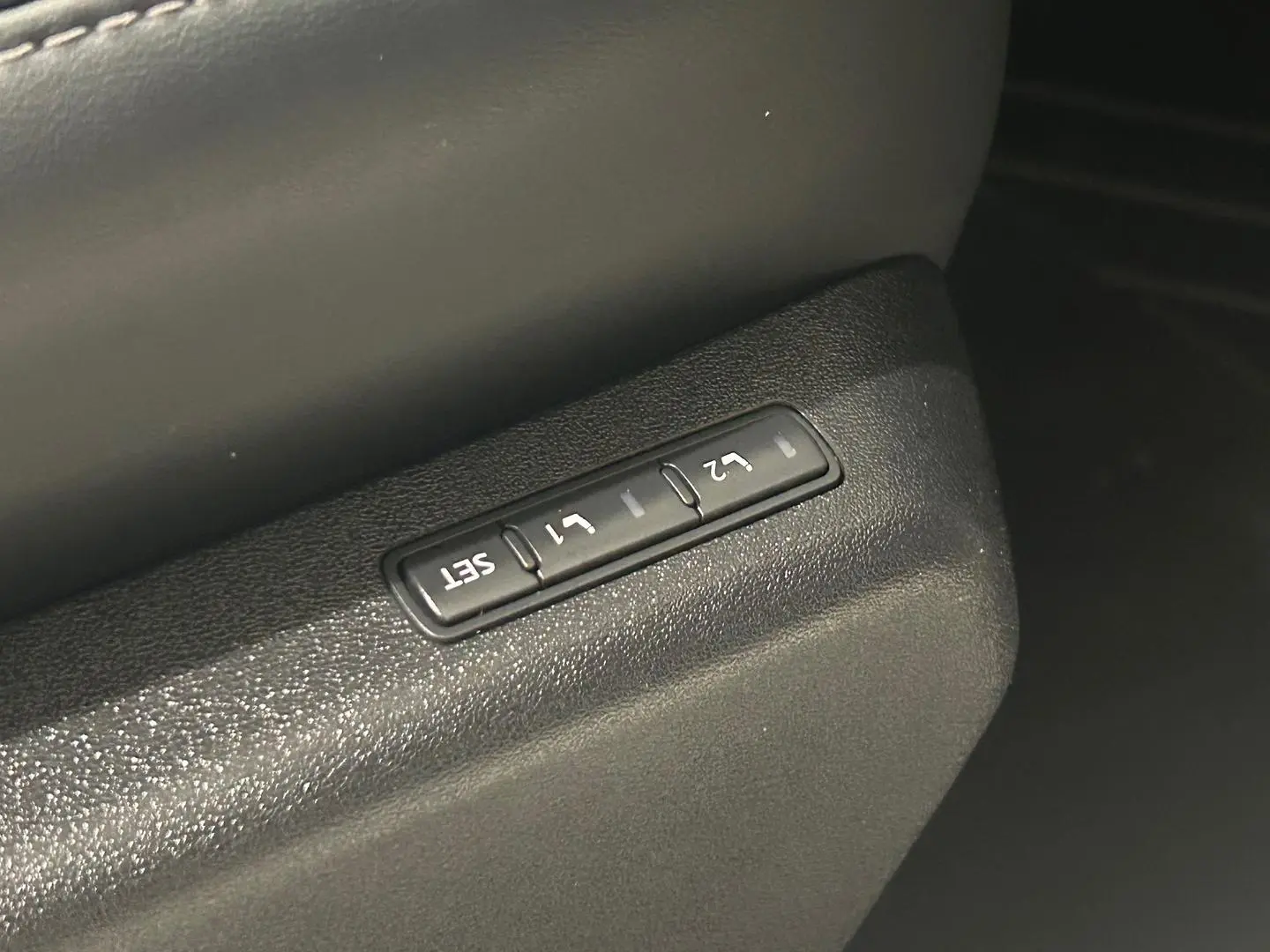 2020 Nissan QASHQAI Gallery Image 21