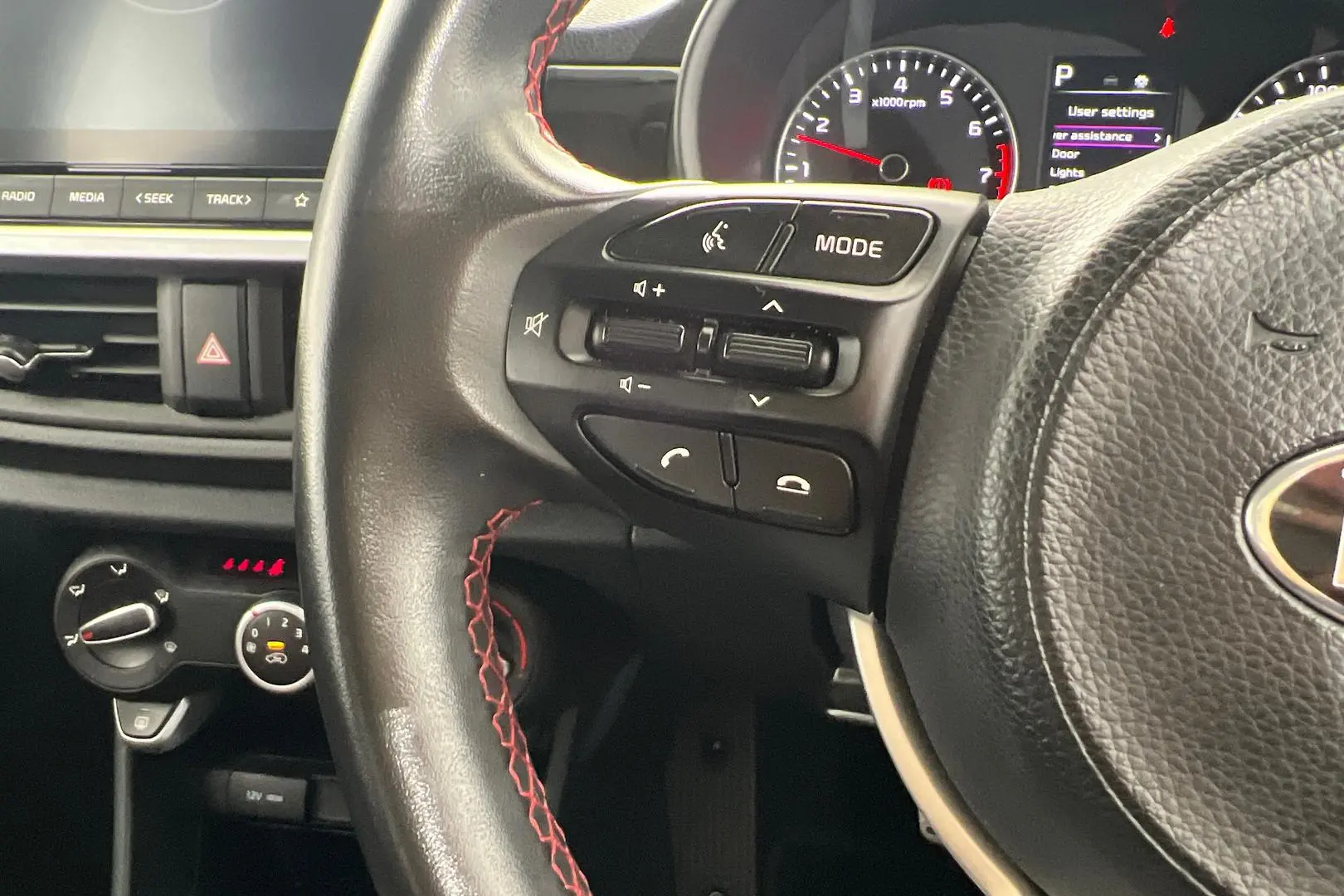 2021 Kia Picanto Gallery Image 17