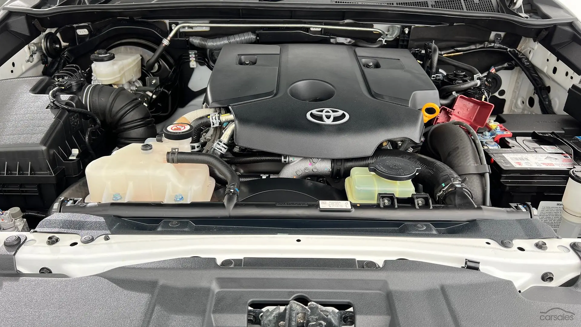 2019 Toyota Hilux Image 21