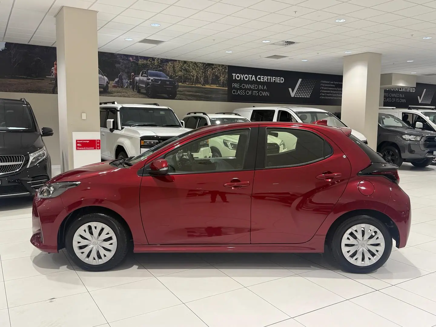 2023 Toyota Yaris Gallery Image 6