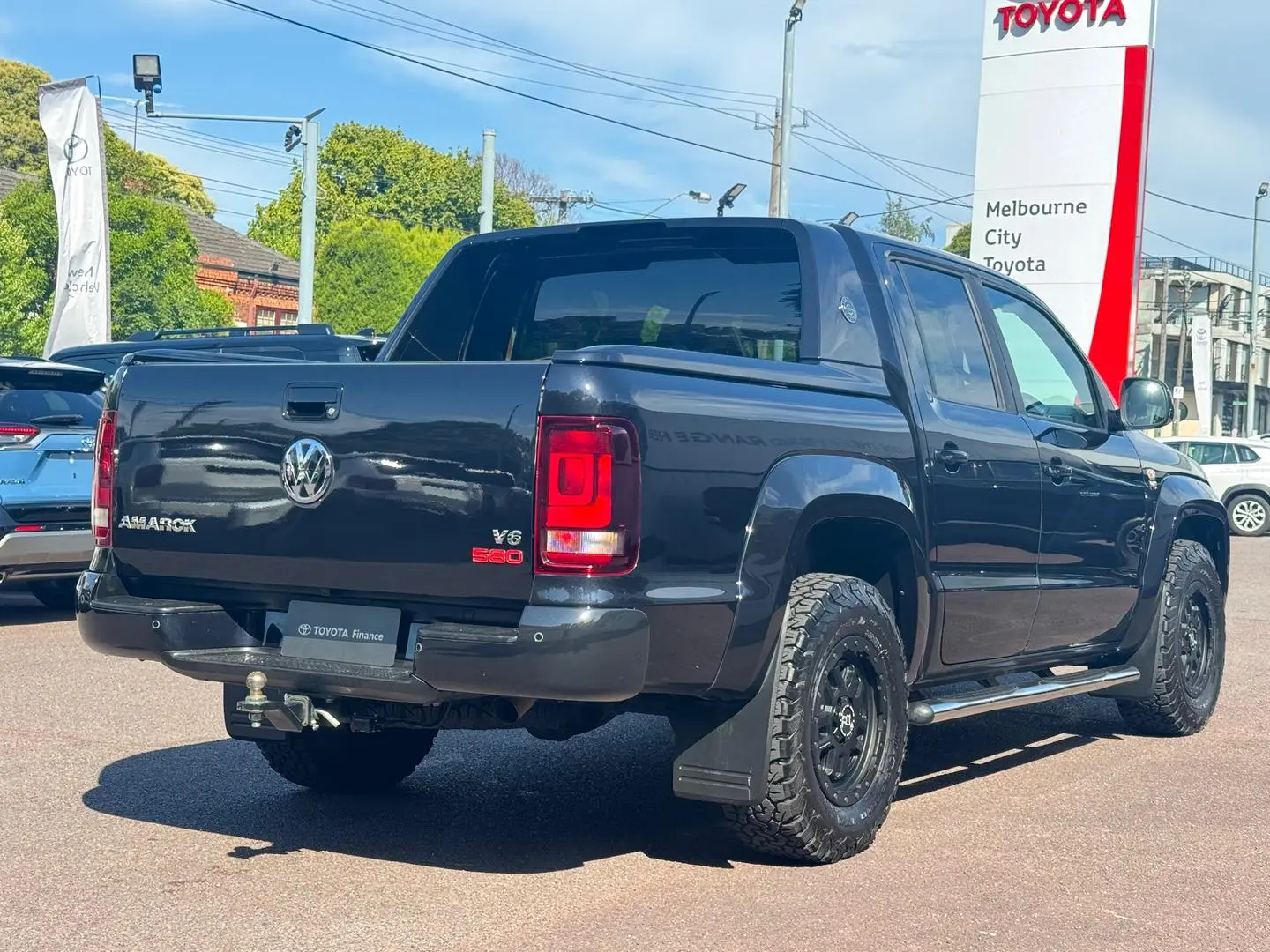 2021 Volkswagen Amarok Gallery Image 3