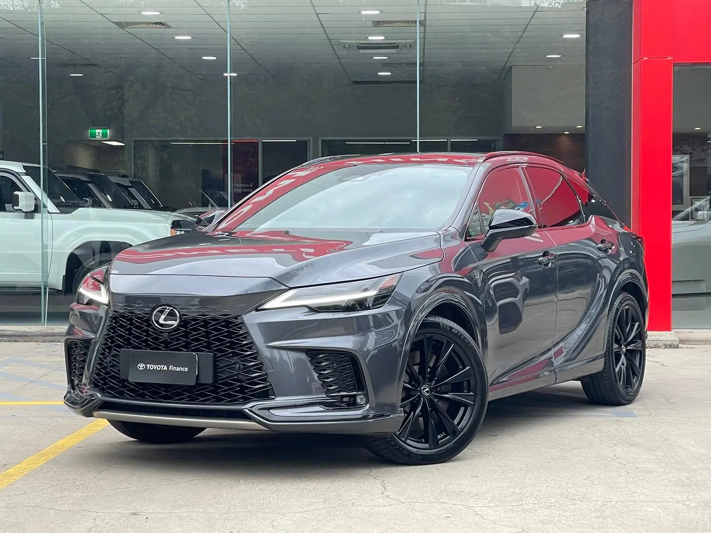 2024 Lexus RX Gallery Image 4
