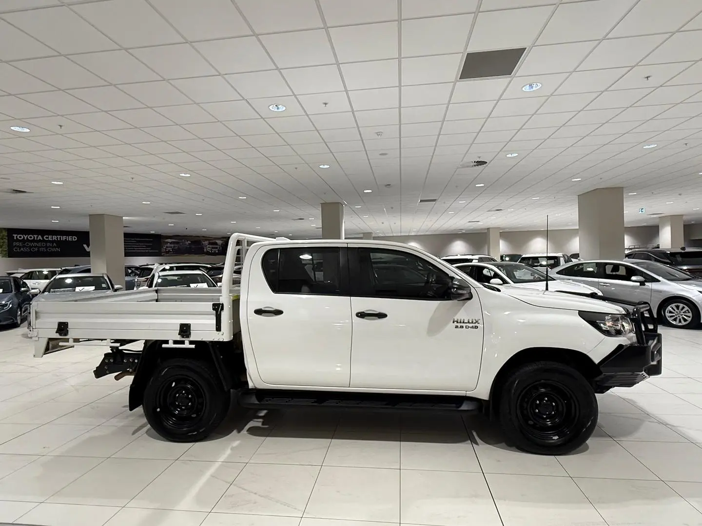 2022 Toyota Hilux Gallery Image 2