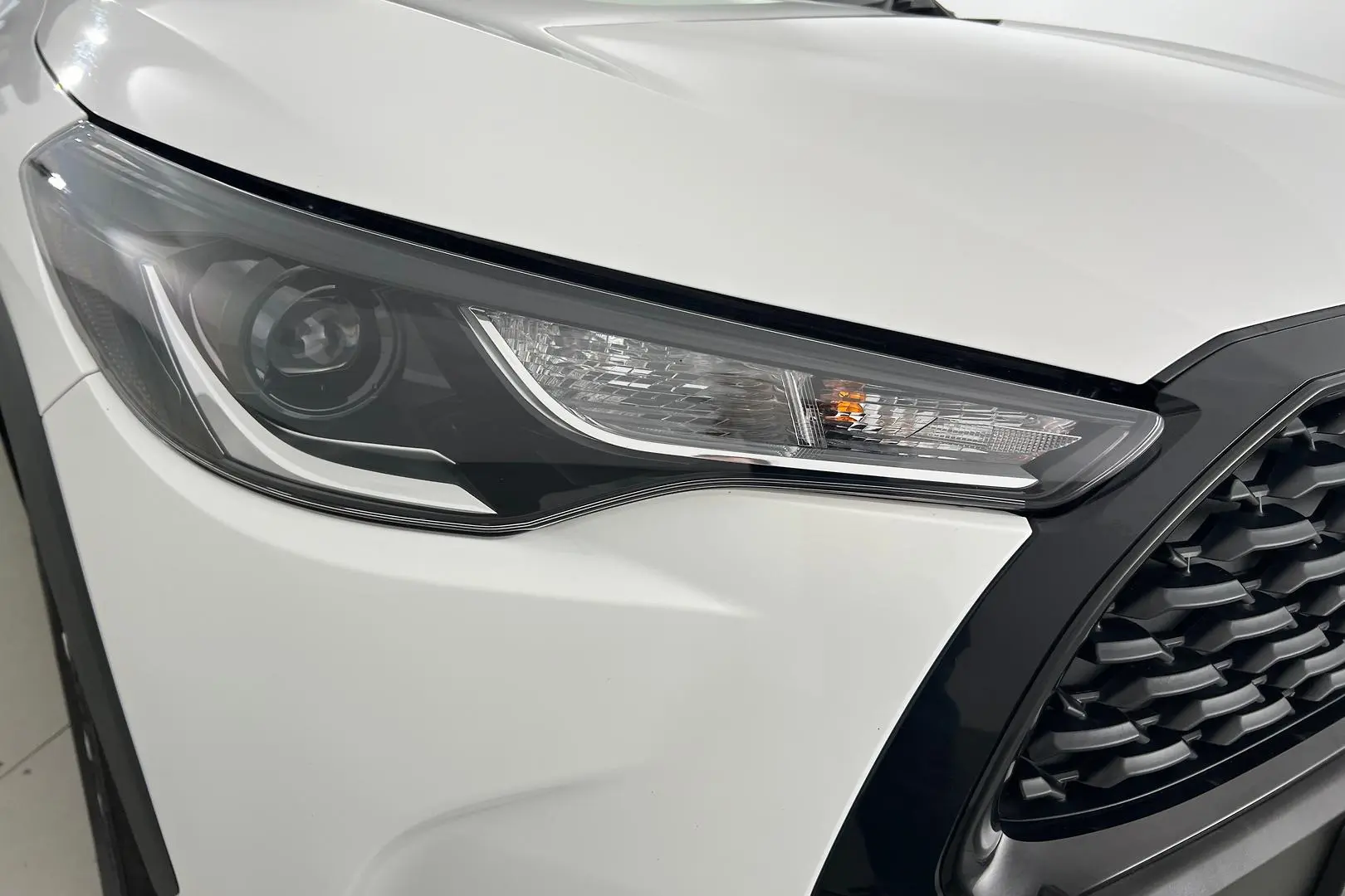 2023 Toyota Corolla Cross Gallery Image 2