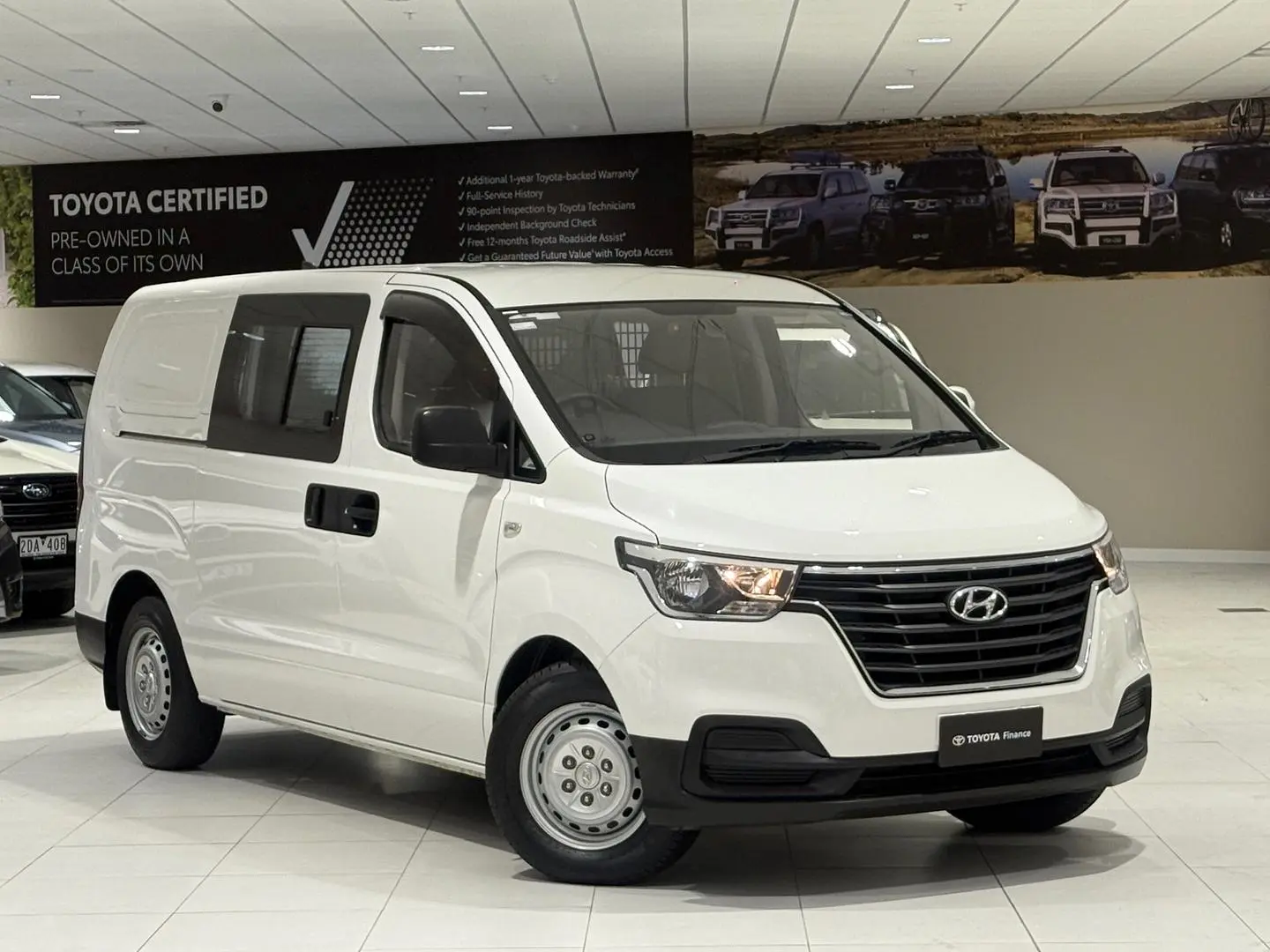 2020 Hyundai iLoad Gallery Image 1